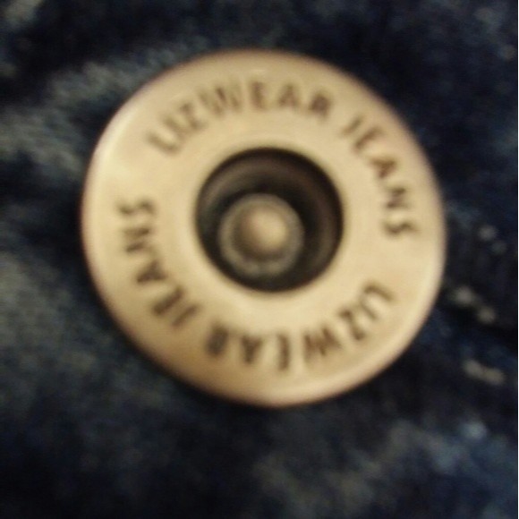 Liz Claiborne Lizwear High-Waisted Classic Denim Jean Skirt Size 8 Timeless Chic - Picture 3 of 5